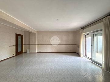 4 LOCALI A CASERTA