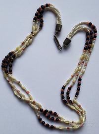 Collana a 3 Fili Misti con Perle Nere, Bianche