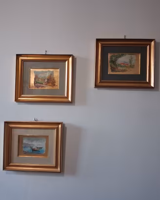 Quadretti su foglia oro