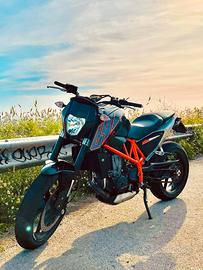 KTM Duke 690