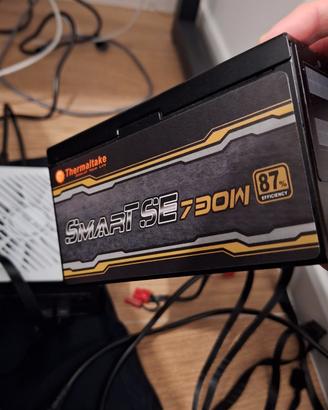 Alimentatore Thermaltake 730w modulare