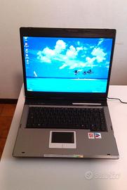 Computer portatile Asus A6000 con valigetta Kraun