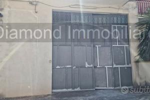 Garage 100mq con terrazza edificabile a Giarre