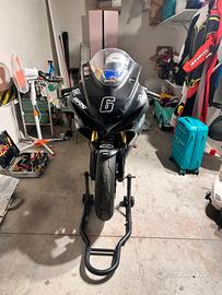 Gsxr 750 yoshimura pronto pista