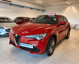 Alfa Romeo Stelvio SUPER 2.0 Turbo AT8 Q4 EXECUTIV