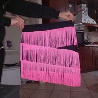 Gonna nera in jersey elastico con frange rosa