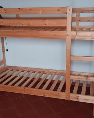 letto a castello in legno massiccio