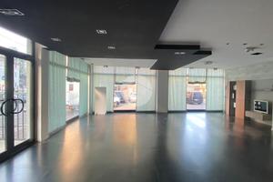 NEGOZIO A ALBANO SANT'ALESSANDRO