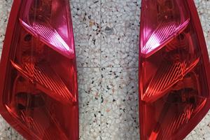 fanalini posteriori fiat grande punto 