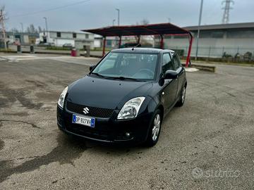 Suzuki Swift 1,3 benzina 2009 150,000 km
