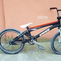 bici bmx più casco