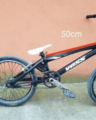 bici bmx più casco
