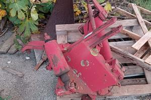 Aratro monovomere OTMA