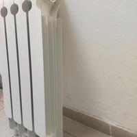 Termosifone 4 quattro elementi. 70x32x9
