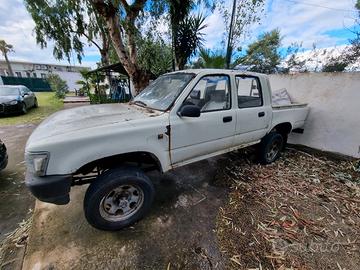 TOYOTA Hilux 3ª serie - 1989