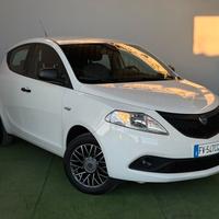 Lancia Ypsilon 1.2 69 CV 5 porte S&S Elefantino Bl
