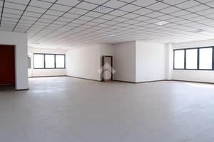 UFFICIO A CAVENAGO DI BRIANZA