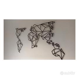 decorazione in metallo da parete