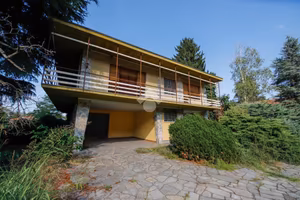 VILLA SINGOLA A LOMBARDORE