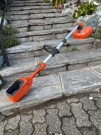 Decespugliatore a batteria Husqvarna (no batteria)