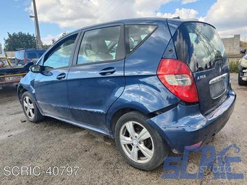 MERCEDES-BENZ CLASSE A W169 A 160 95CV ricambi