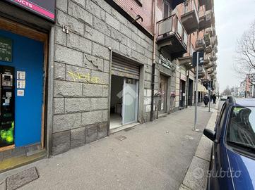 NEGOZIO A TORINO