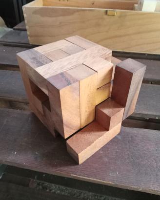 giochi rompicapo in legno