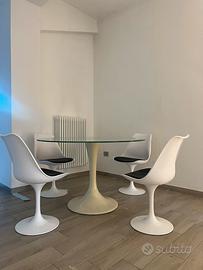 Tavolo + 4 sedie Tulip bianco nero