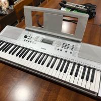 Digital Keyboard Yamaha YPT-360