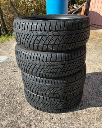 Pneumatici Invernali Continental 205 55 R17 91H