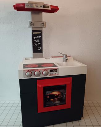 Cucina giocattolo