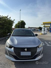 Peugeot 208 GT line