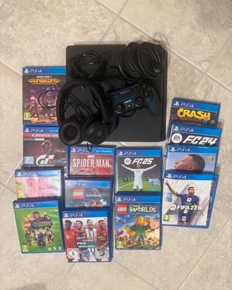 Play Station 4 slim nera + 13 giochi