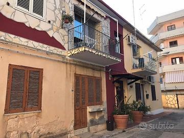 Graziosissimo trilocale pressi tica