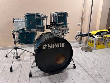 Batteria "Sonor Sonic Plus" 4 PZ. con pelli EVANS