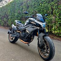 cf moto, 800 nk, come nuova.