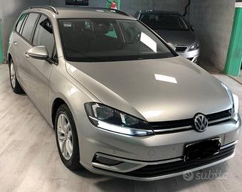 VOLKSWAGEN Golf Variant 1.6 TDI 115 CV DSG Highlin
