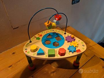 Tavolo attività goula 0-3 anni