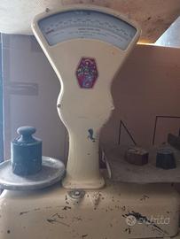 Van Berkel Bilancia Antica bianca da decorazione