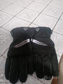 guanti moto 