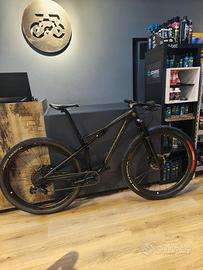 Specialized Mtb Full Epic Expert Carbon usato tg S