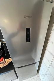 FRIGORIFERO E LAVASTOVIGLIE INDESIT FUNZIONANTI
