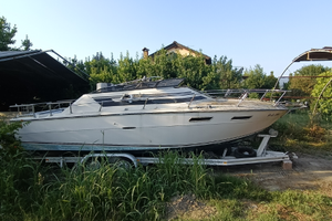 Semi cabinato 8m motore nuovo