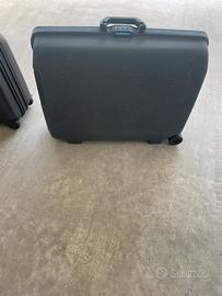Valigia samsonite piu altra piccola