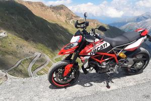 Ducati Hypermotard 950