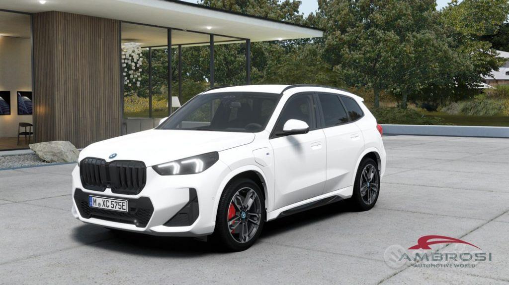 BMW X1 (U11)