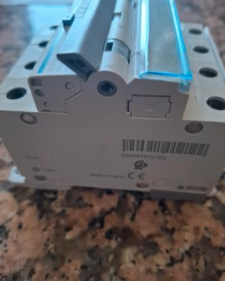interruttore magnetotermico 