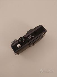 *Y2K digital camera* Canon Poweshot S70
