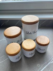 Barattoli portaspezie/sale da cucina