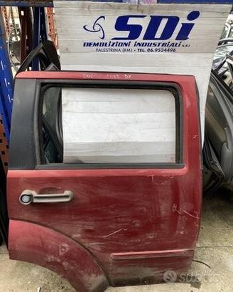 Porta post dx dodge nitro